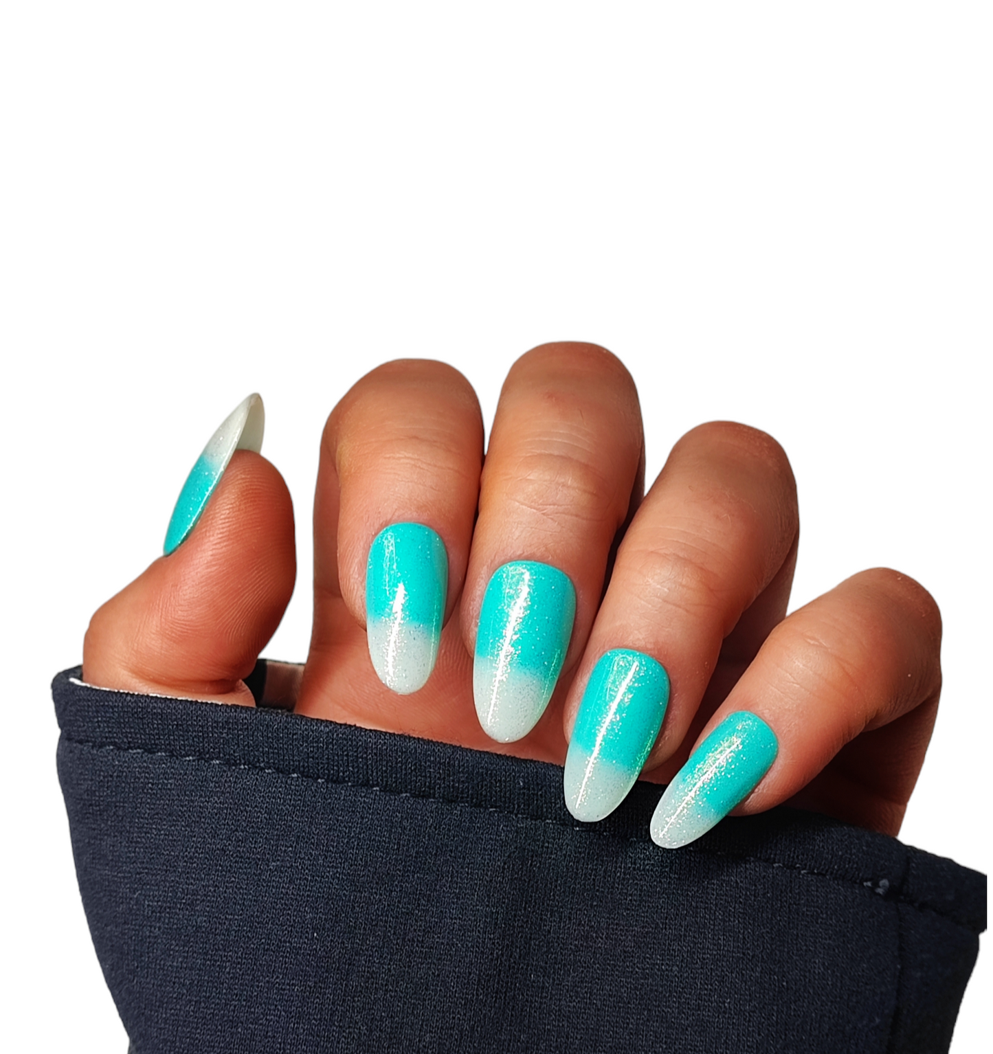 Babyboomer Ozean – Press On Nägel mit Glitzer & Blauverlauf | MEVANAILS