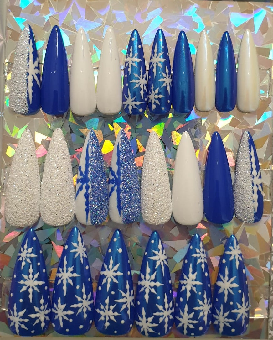 Weihnachtsnägel Blau Weiß Glitzer | Press Ons MEVANAILS
