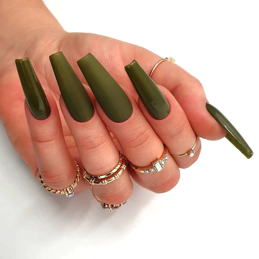 Press On Nails Militär Grün Matt