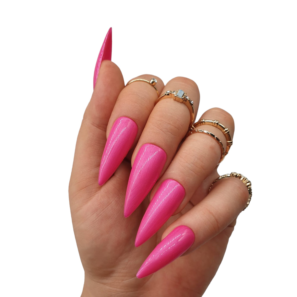 Pink Melone Metallic Nägel – Sommertrend 2025 | MEVANAILS